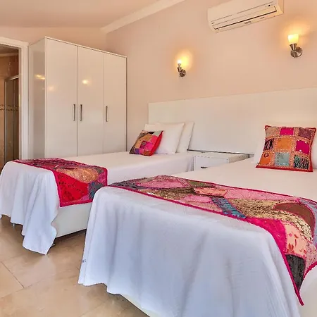 Saray Apartment, Old Town, Kalkan. Apartment *