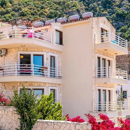 Saray Apartment, Old Town, Kalkan. Apartment