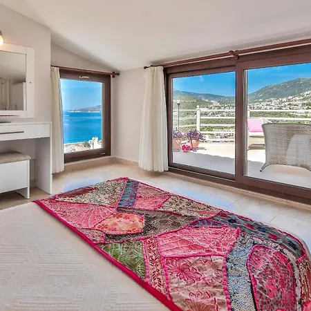 Saray Apartment, Old Town, Kalkan. Apartment Kalkan