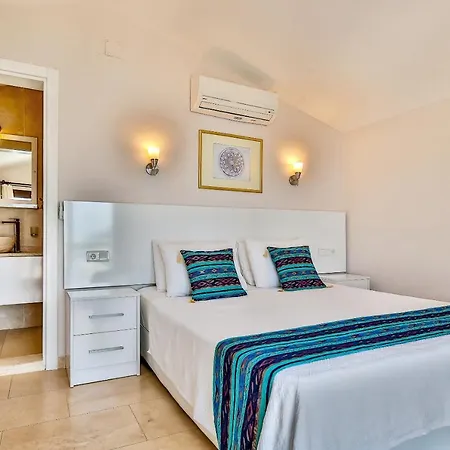 Saray Apartment, Old Town, Kalkan. شقة *
